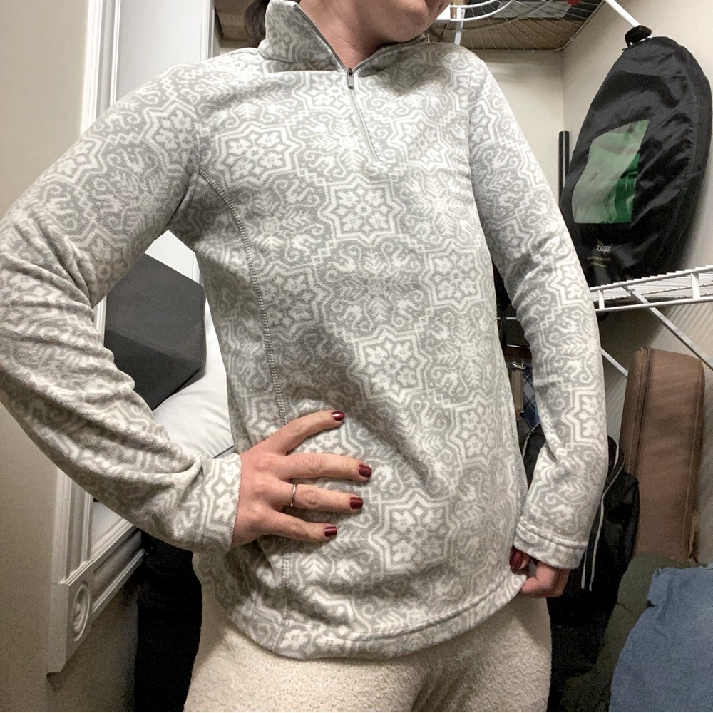 Lands’ End Lightweight Zip-up Snowflake Fleece